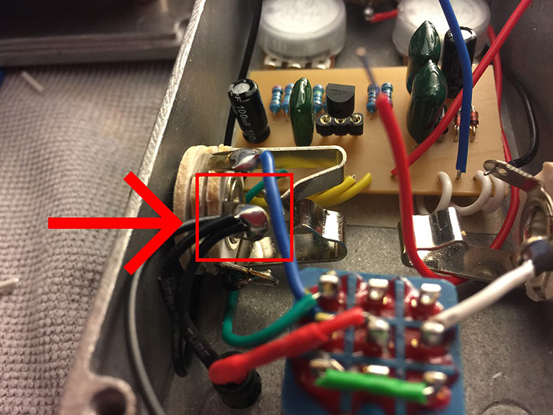 Solder these three wires into lug 2