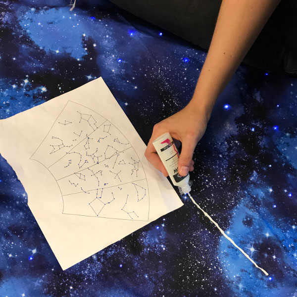 draw lines between stars using puff paint